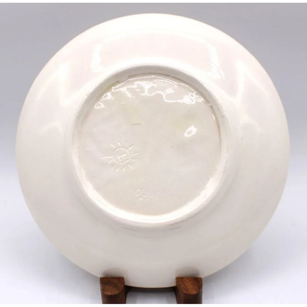 Vintage Hand-Painted Ceramic Plate Bird & Foliage Design 6.5" Salad Plate Signed - Picture 3 of 7